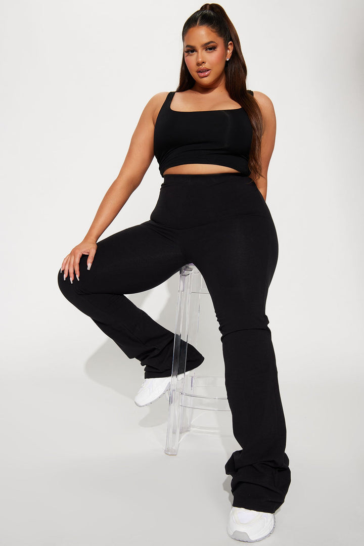 https://cdn.shopify.com/s/files/1/0293/9277/files/05-17-23Studio4_KT_IM_14-53-18_48_73625TA_Black_40817_PLUS_SG.jpg?v=1684949530
