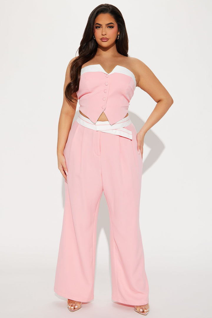 https://cdn.shopify.com/s/files/1/0293/9277/files/05-17-24_S4_13_SM5692_Pink_HY_PC_10-41-32_PLUS_9043_PXF.jpg?v=1721766408