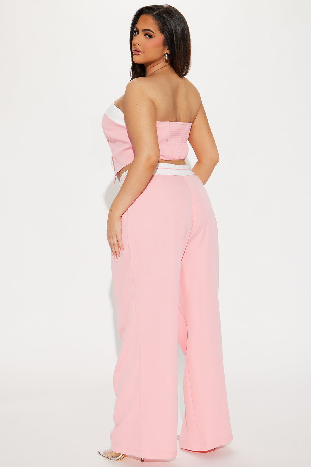 https://cdn.shopify.com/s/files/1/0293/9277/files/05-17-24_S4_13_SM5692_Pink_HY_PC_10-42-07_PLUS_9049_PXF.jpg?v=1721766408