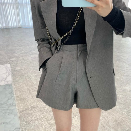 Spring New Loose Small Suit Coat Women's High Waist A- Line Wide Leg Suit Shorts