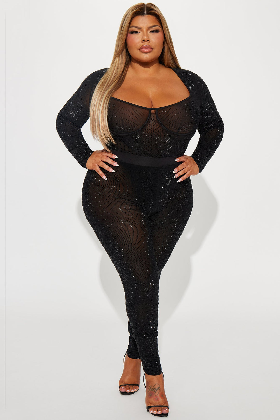 https://cdn.shopify.com/s/files/1/0293/9277/files/10-10-23Studio4_TK_AC_09-42-30_3_BCCTPS42975L_Black_P_15275_PLUS_PXF.jpg?v=1712184795